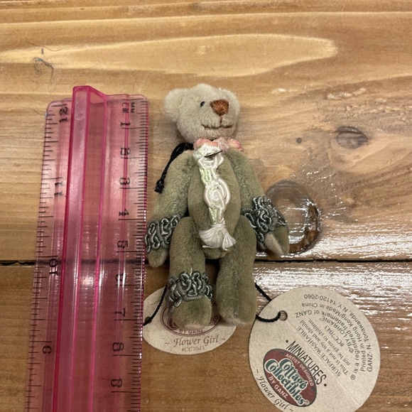 Ganz Mini Teddy Bear Flower Girl - Picture 16 of 16